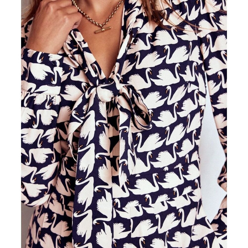 NWT Women's Boden Tie Neck Short Dress French Navy + White Swan Print Size 6R - Picture 4 of 9